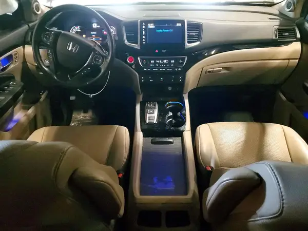 5FNYF6H00HB035269 2017 HONDA PILOT - Image 8