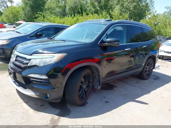 5FNYF6H00HB048829 2017 HONDA PILOT - Image 2