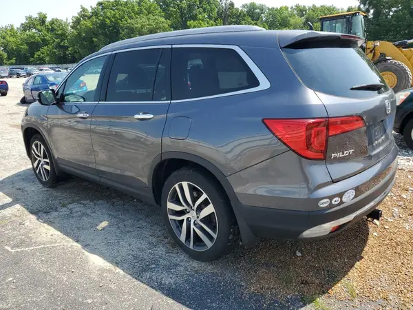 5FNYF6H00HB054596 2017 HONDA PILOT - Image 2