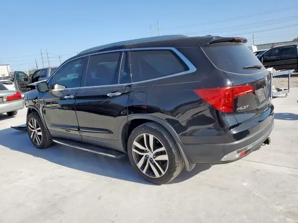 5FNYF6H00HB058907 2017 HONDA PILOT - Image 2