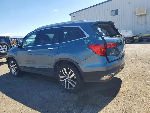 5FNYF6H00HB062021 2017 HONDA PILOT - Image 2