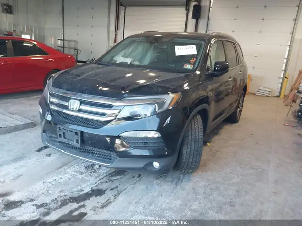 5FNYF6H00HB065940 2017 HONDA PILOT - Image 2