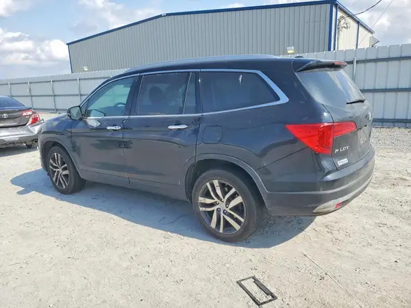 5FNYF6H00HB067736 2017 HONDA PILOT - Image 2