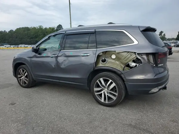 5FNYF6H00HB098226 2017 HONDA PILOT - Image 2