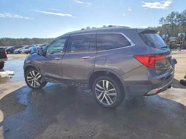 5FNYF6H00HB099165 2017 HONDA PILOT - Image 2