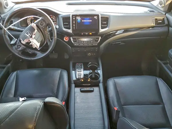 5FNYF6H00JB001046 2018 HONDA PILOT - Image 8