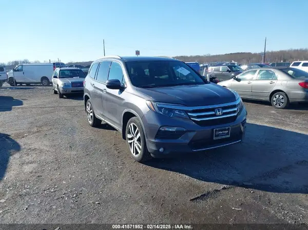 5FNYF6H00JB044074 2018 HONDA PILOT - Image 1