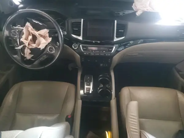 5FNYF6H00JB055981 2018 HONDA PILOT - Image 8