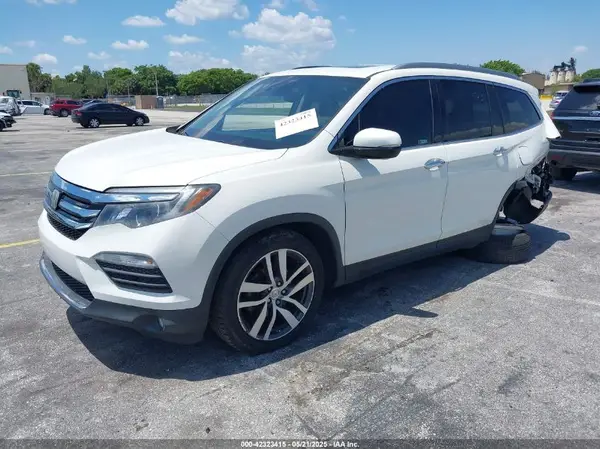 5FNYF6H00JB058623 2018 HONDA PILOT - Image 2