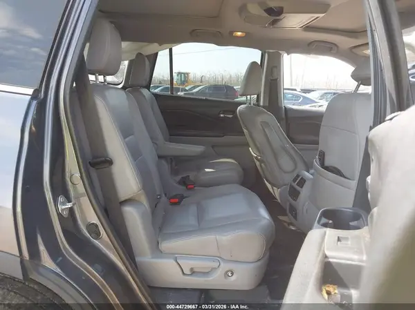 5FNYF6H00KB002778 2019 HONDA PILOT - Image 8
