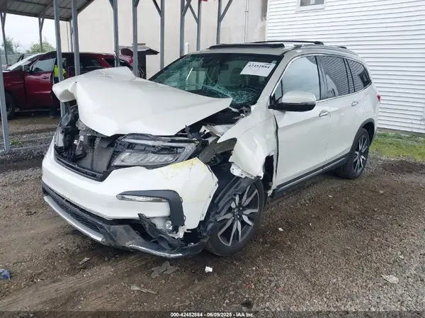 5FNYF6H00KB015935 2019 HONDA PILOT - Image 2