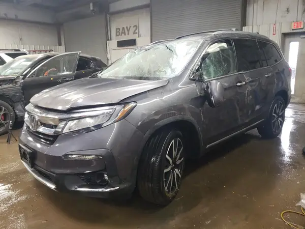 5FNYF6H00KB020956 2019 HONDA PILOT - Image 1