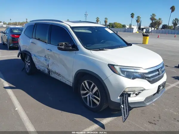 5FNYF6H01GB038325 2016 HONDA PILOT - Image 1