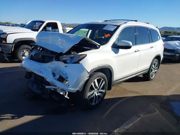 5FNYF6H01GB044898 2016 HONDA PILOT - Image 2