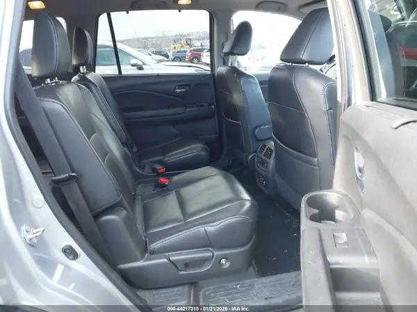 5FNYF6H01GB068800 2016 HONDA PILOT - Image 8