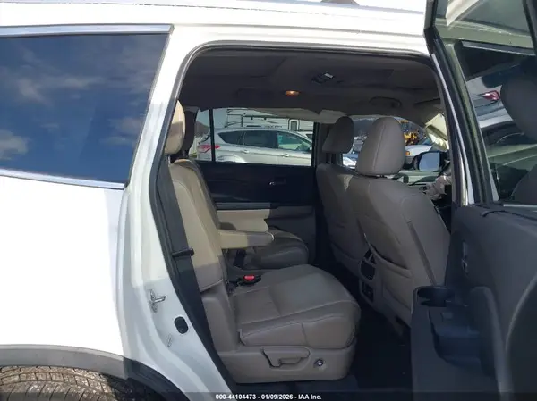 5FNYF6H01GB106574 2016 HONDA PILOT - Image 8