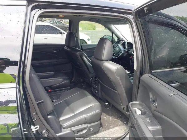 5FNYF6H01GB119065 2016 HONDA PILOT - Image 8