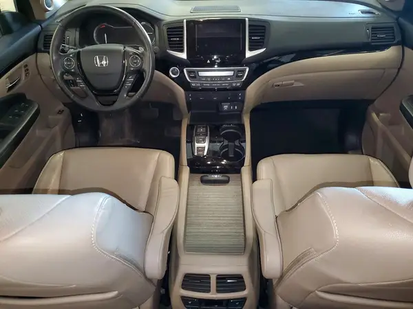 5FNYF6H01HB006931 2017 HONDA PILOT - Image 8