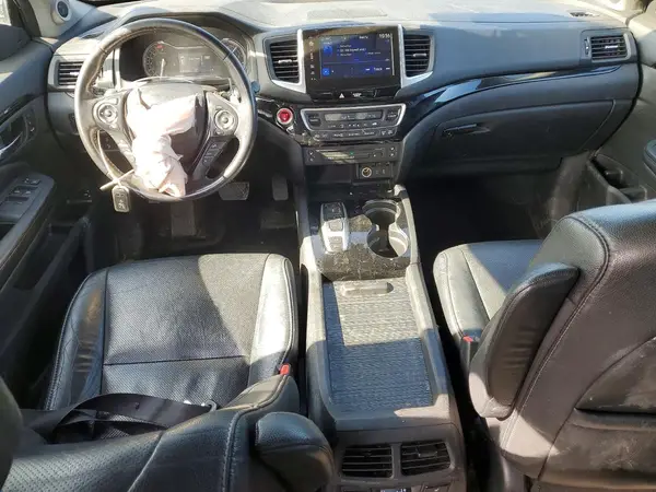 5FNYF6H01HB013460 2017 HONDA PILOT - Image 8