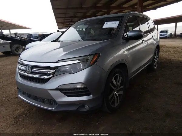 5FNYF6H01HB015418 2017 HONDA PILOT - Image 2