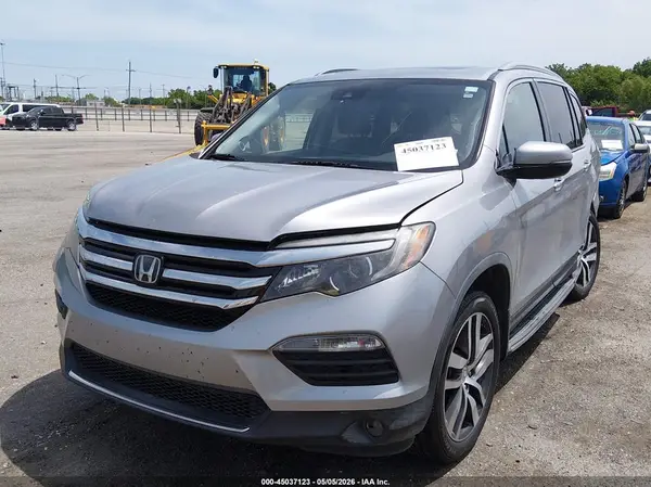 5FNYF6H01HB027102 2017 HONDA PILOT - Image 2