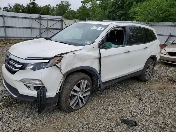 5FNYF6H01HB032574 2017 HONDA PILOT - Image 1