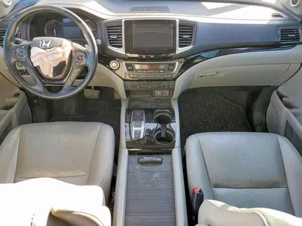 5FNYF6H01HB035474 2017 HONDA PILOT - Image 8