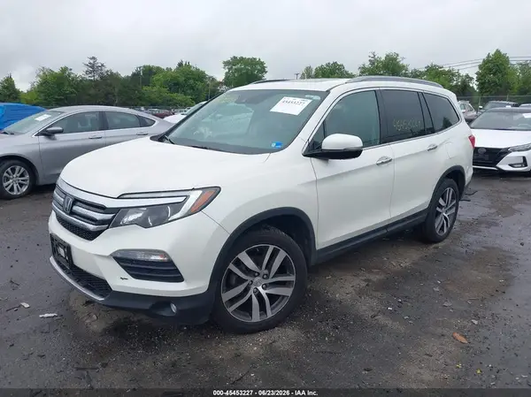 5FNYF6H01HB050072 2017 HONDA PILOT - Image 2
