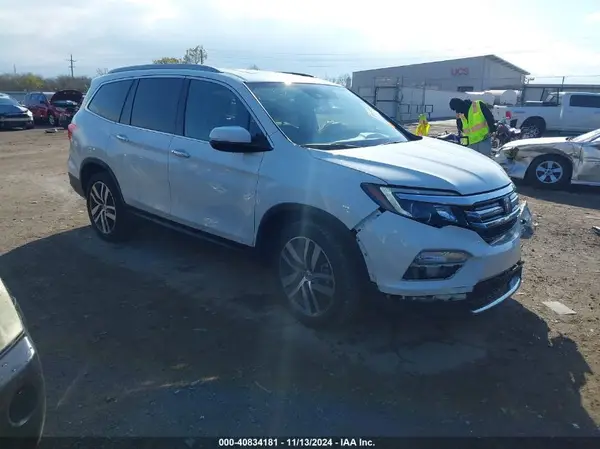 5FNYF6H01HB050346 2017 HONDA PILOT - Image 1