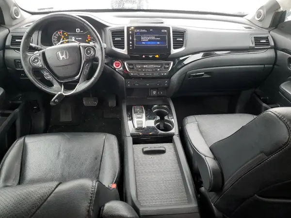 5FNYF6H01HB052095 2017 HONDA PILOT - Image 8