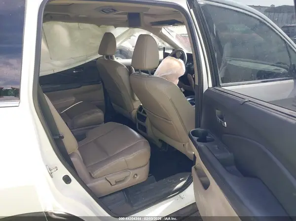 5FNYF6H01HB053408 2017 HONDA PILOT - Image 8