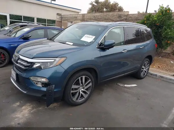 5FNYF6H01HB061427 2017 HONDA PILOT - Image 2