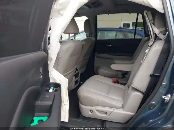 5FNYF6H01HB061427 2017 HONDA PILOT - Image 8