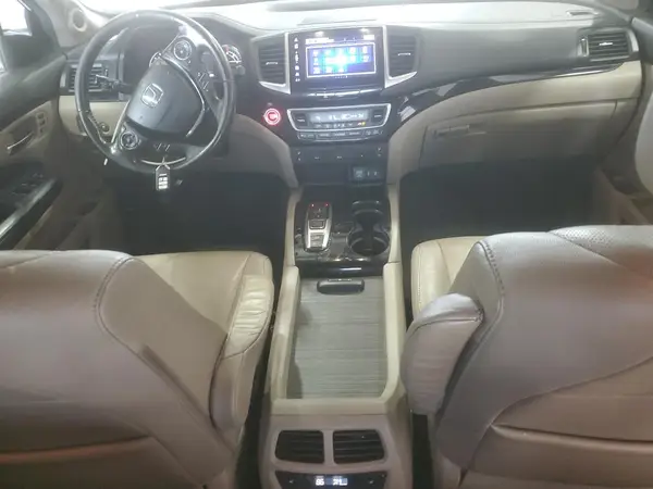 5FNYF6H01HB071889 2017 HONDA PILOT - Image 8