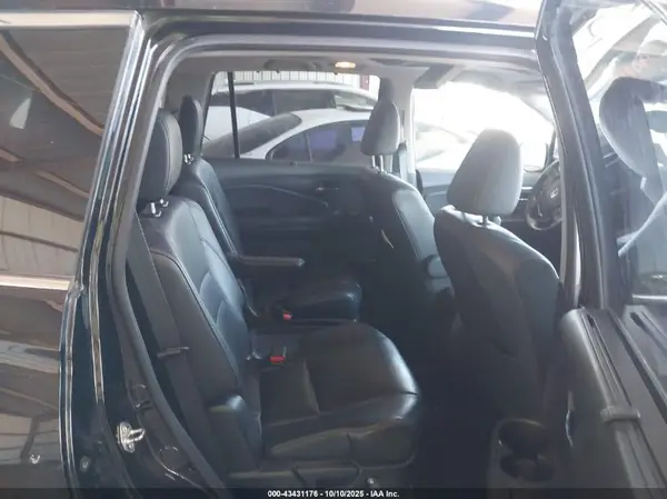5FNYF6H01HB077286 2017 HONDA PILOT - Image 8