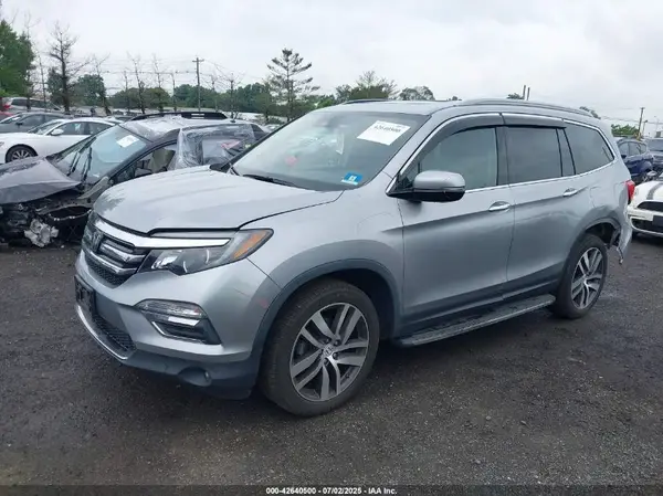 5FNYF6H01HB087204 2017 HONDA PILOT - Image 2