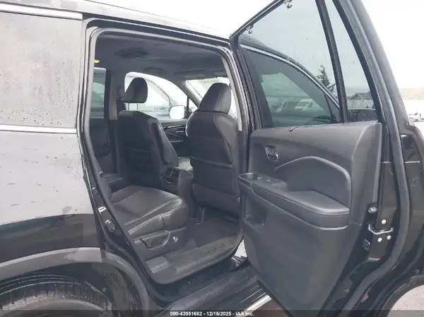 5FNYF6H01HB088286 2017 HONDA PILOT - Image 8