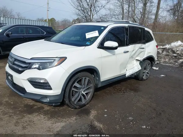 5FNYF6H01HB098932 2017 HONDA PILOT - Image 2
