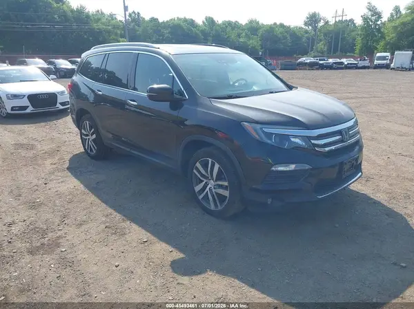 5FNYF6H01JB033889 2018 HONDA PILOT - Image 1