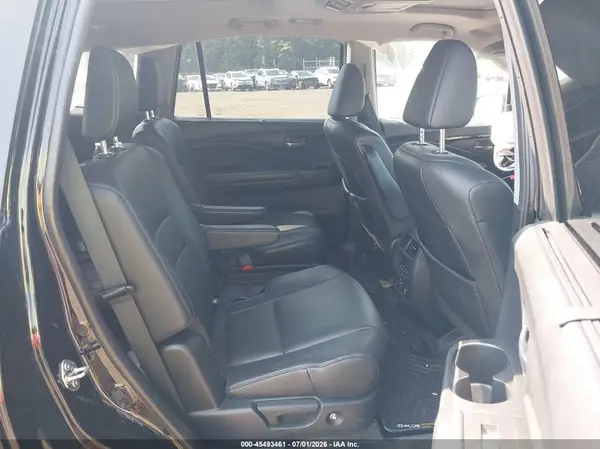5FNYF6H01JB033889 2018 HONDA PILOT - Image 8