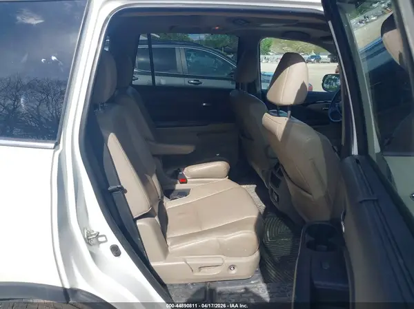 5FNYF6H01JB055987 2018 HONDA PILOT - Image 8