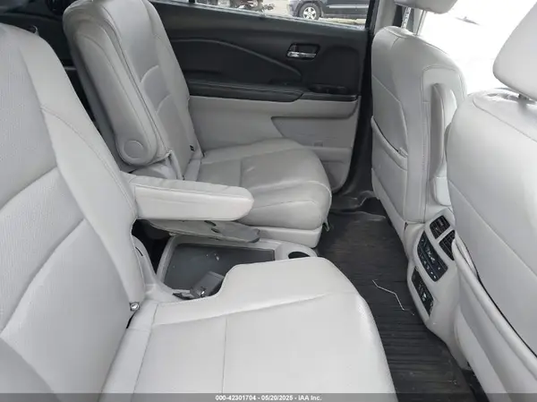 5FNYF6H01KB000991 2019 HONDA PILOT - Image 8