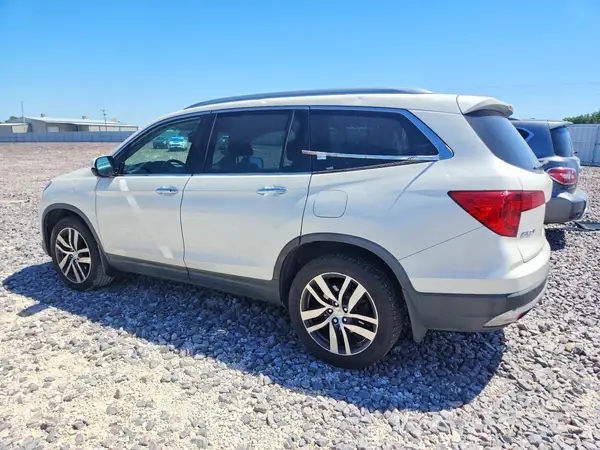 5FNYF6H02GB030833 2016 HONDA PILOT - Image 2