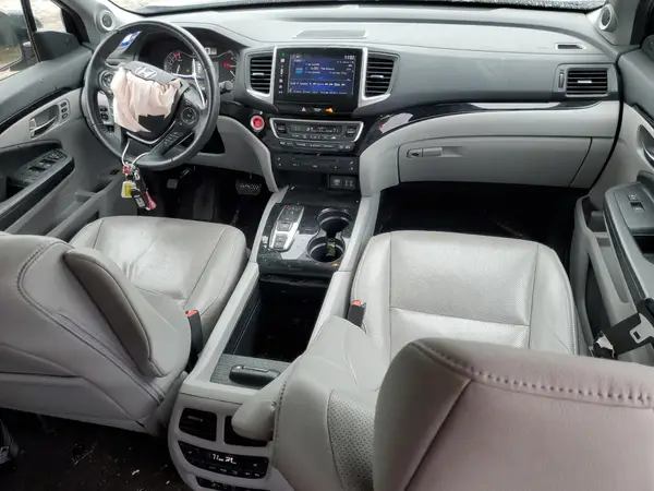 5FNYF6H02GB111640 2016 HONDA PILOT - Image 8