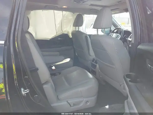 5FNYF6H02HB007182 2017 HONDA PILOT - Image 8