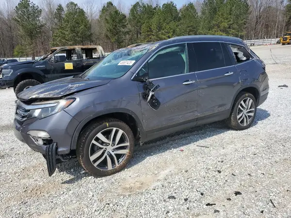 5FNYF6H02HB020062 2017 HONDA PILOT - Image 1