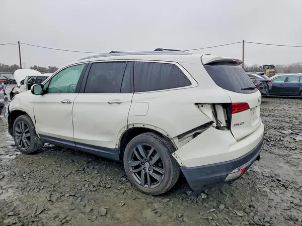 5FNYF6H02HB020787 2017 HONDA PILOT - Image 2