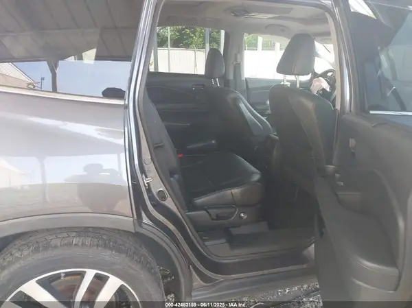 5FNYF6H02HB028386 2017 HONDA PILOT - Image 8