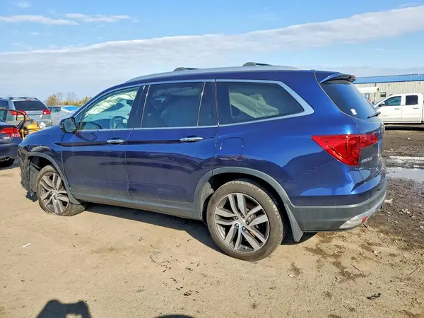 5FNYF6H02HB042613 2017 HONDA PILOT - Image 2