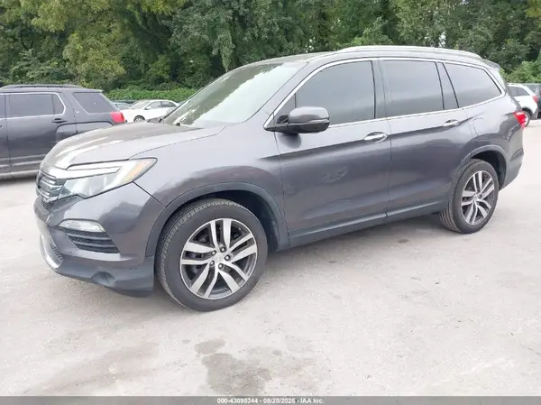 5FNYF6H02HB046404 2017 HONDA PILOT - Image 2